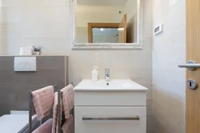 Villa Comfort with Pool - Image 4