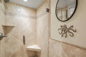 ÉTAGE SUPÉRIEUR - VUE IMPRENABLE SUR L'OCÉAN - BELLES RÉNOVATIONS - Mobilier haut de gamme - Image 5