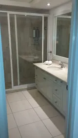 È tempo di infradito a Playa Royale - Image 2