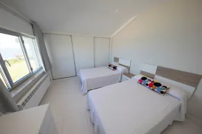HOUSE ON THE BEACH, FOZ - Image 4