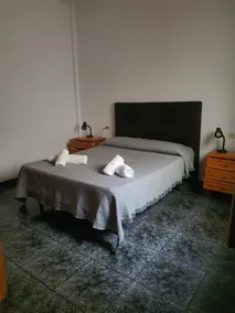 Holiday Home \"El Girasol\" with Terrace, Grill & Wi-Fi - Image 4