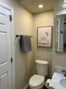 Sycamore, Cozy get a way! Newly renovated on a private, stream-side lot. - Image 2