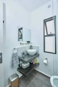 Sunset Escape Apartment Modern Spacious Two Bedroom in Tatu City - Image 4