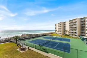 320- Beautifully remodeled Beachfront Condo, spectacular views - Image 2