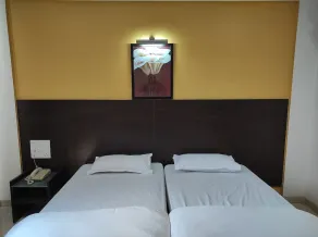 106 AC1BHK Service Apartment - Image 5
