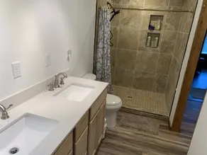 3 Story House on New River - Image 3