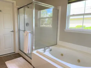 Spacious Back Bay Villa in Award-Winning Beach Community - Image 5