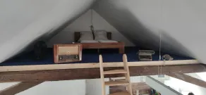 Large loft apartment, private entrance, e-charging station and free parking space - Image 4