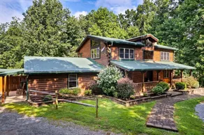 Eagles Perch Pool Cabin - Image 5