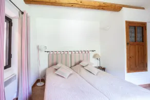 Gîte Saint-Roch nel cuore del Luberon - Image 2