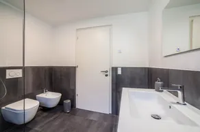 Apartment 'Sankt Martin' with Mountain View, Private Terrace and Wi-Fi - Image 3