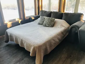 Cozy Cabin - GOLF/LAKE/FIRE PIT/SHOPS - Image 4