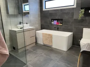 Newly built beautiful contemporary Coongulla home - Image 3
