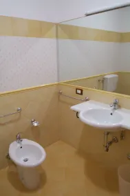 Morgan Hotel - Image 2