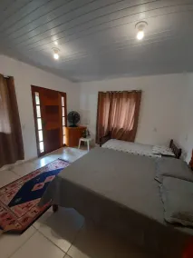 Beautiful and comfortable property, with preserved nature, swimming pool and fishing lake. - Image 4