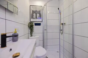 UnitApartament Warszawa Centrum Room in Apartment by Metro Rondo ONZ Super wygodne noclegi zapraszamy - Image 4