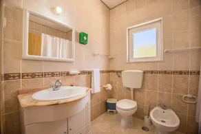 Casa di vacanza Casa Fernandes con piscina condivisa, terrazza aperta e Wi-Fi - Image 2