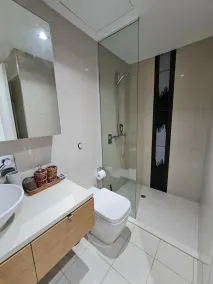 Luxury Oceanfront Escape. Stay where the city meets the sea. \n2.5 BR, 2 BTH - Image 4