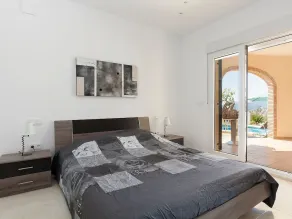 Villa em Tormos com 3 quartos e capacidade para 5 pessoas - Image 4