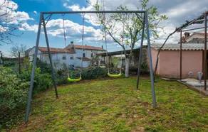 Beautiful Home In Orihi With Wifi - Image 2