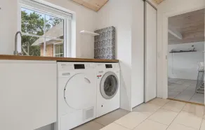 Meravigliosa casa con 4 camere da letto. - Image 2