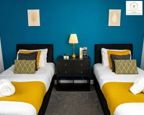 20 off Weekly Stays 5 Marina View Apt - Image 5