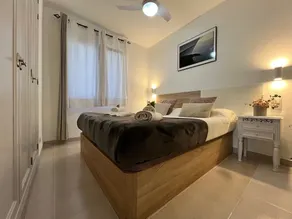 Appartement \"Enzo\" récemment rénové avec Wi-Fi, terrasse et piscine - Image 3