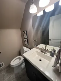 Spacious Home| Pet Friendly| Ideal for Long Stays - Image 5