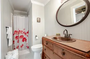 Charming, historic riverfront lodge on 7 wooded acres, 6 bedrooms, mini split - Image 3