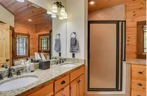 Log Home Clarks Hill Lake - close to the Masters. Great for family vacations. - Image 5