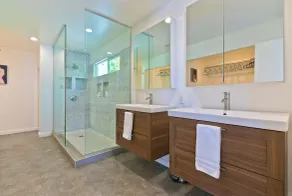 XL PRIVATE YARD plus d'un demi-acre avec Pool & Spa. Super endroit! - Image 3