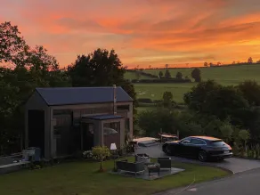 Tiny house with a view of nature - Image 5