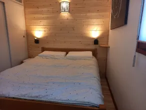 Apartment T2 cabin 6 P 38m2 quiet with sauna and jacuzzi near telecabi - Image 3