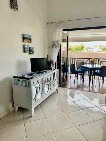 SPECIAL OFFER MAY -OCTOBER Gorgeous apartment with views over the communal pool - Image 5
