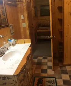Mountain Peaks Inn, OLD BALDY MTN SUITE, Downtown Hill City - Image 4