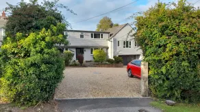 Lovely, Spacious 1-bed Apartment in Poole - Image 5