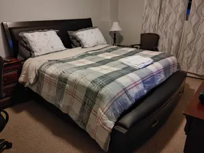 2BR 1BA  in Upscale Neighbourhood - Image 5