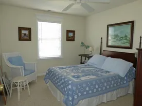 Located across the street from the 40th street beaches! - Image 5