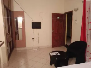 Shanzu Studios Apartment - Image 2