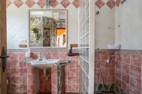 Casa vacanze 'Finca Arrijana' con vista sulle montagne, Wi-Fi e aria condizionata - Image 2