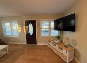 Large 5BR for 15 Game Room Pet Friendly Stay - Image 2