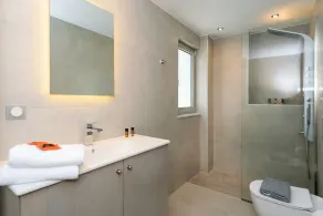 Vacation Villa with Private Pool and Sea View - Image 4