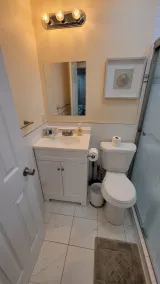 Beautiful, Cozy 2022 Renovated Villa is a perfect place for a family vacation. - Image 4