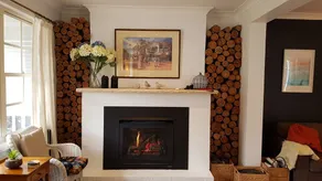 Spacious Homely Quality Cosy  Family Home. Walking distance to Bowral  CBD - Image 2