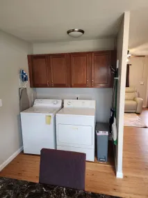 Cozy 3 bedroom/1 bathroom home - Image 2