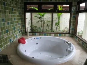 Charming and luxurious 3 bedroom villa with private pool and maid - Image 5