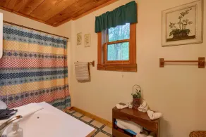 Chickasaw in Hocking Hills - Image 3