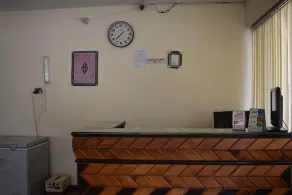 Hotel Cedar Inn - Image 2