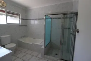 CENTRAL HOLIDAY HOME, VILLAGE LOCATION - Image 2