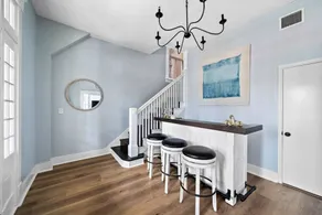 Charming Classic Home in Galveston’s Heart - Image 2